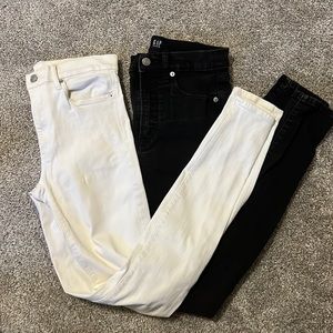 Black & White GAP True Skinny Jeans - 27 T